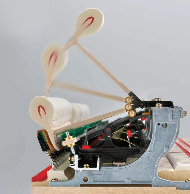 Механика Kawai с карбоновыми фигурами