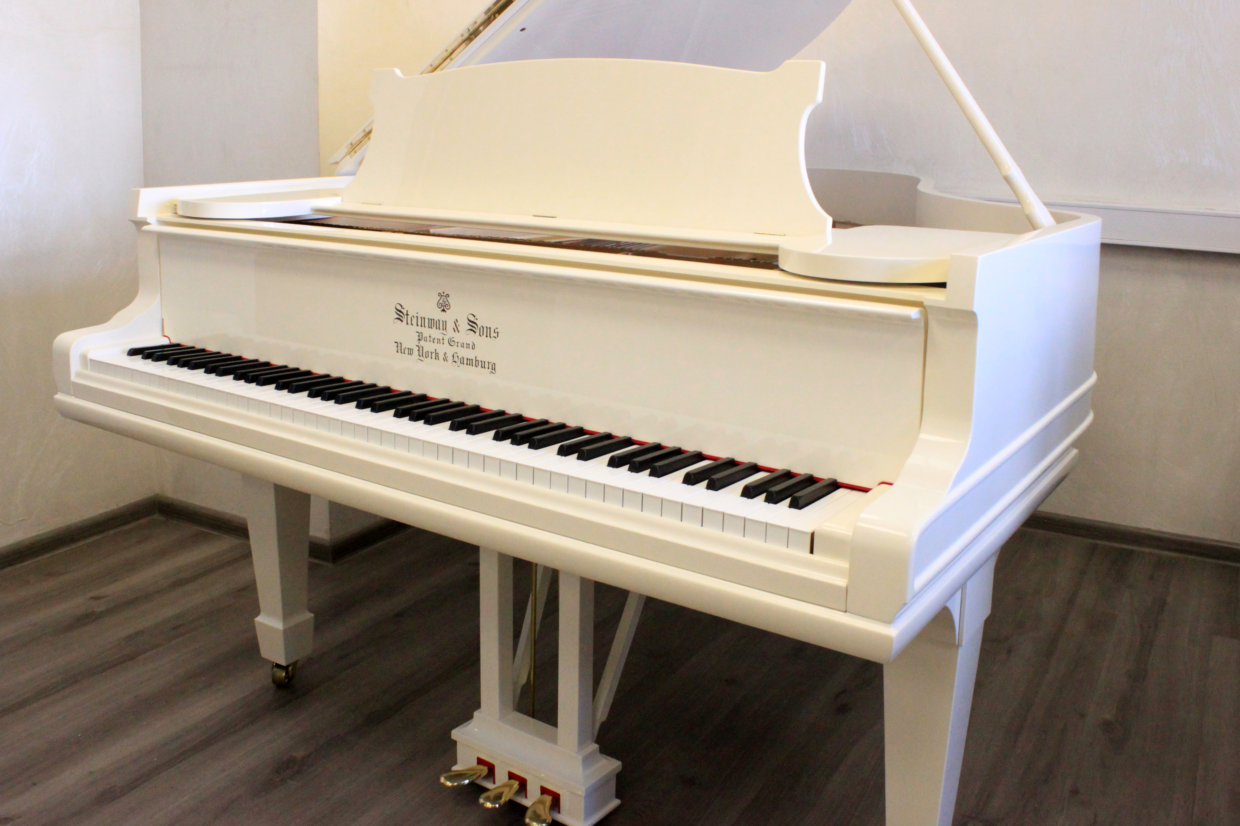 Кабинетный рояль Стейнвей