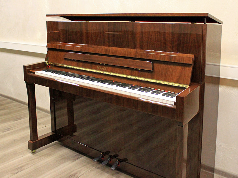 Пианино Petrof