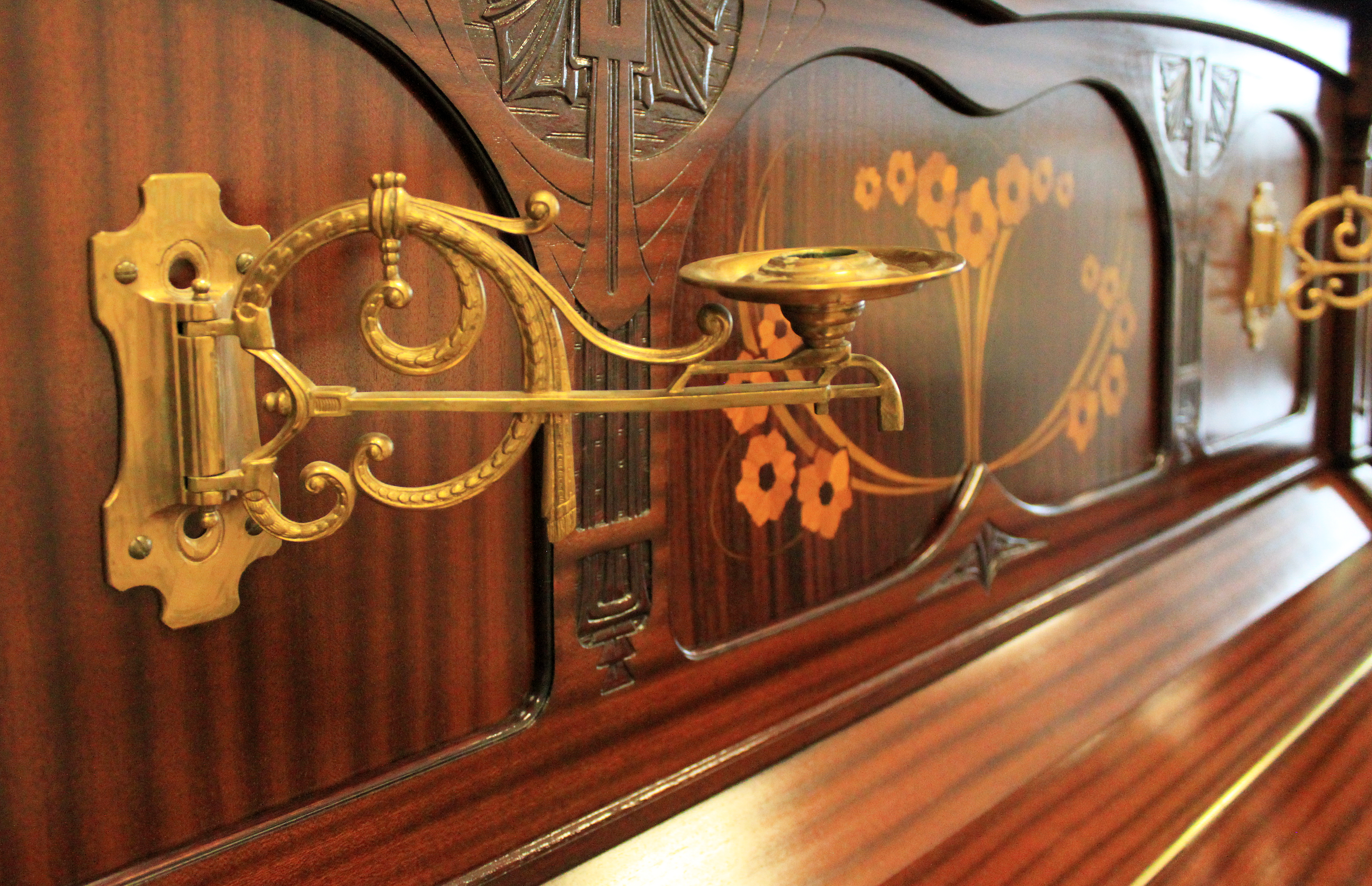 Пианино в стиле модерн