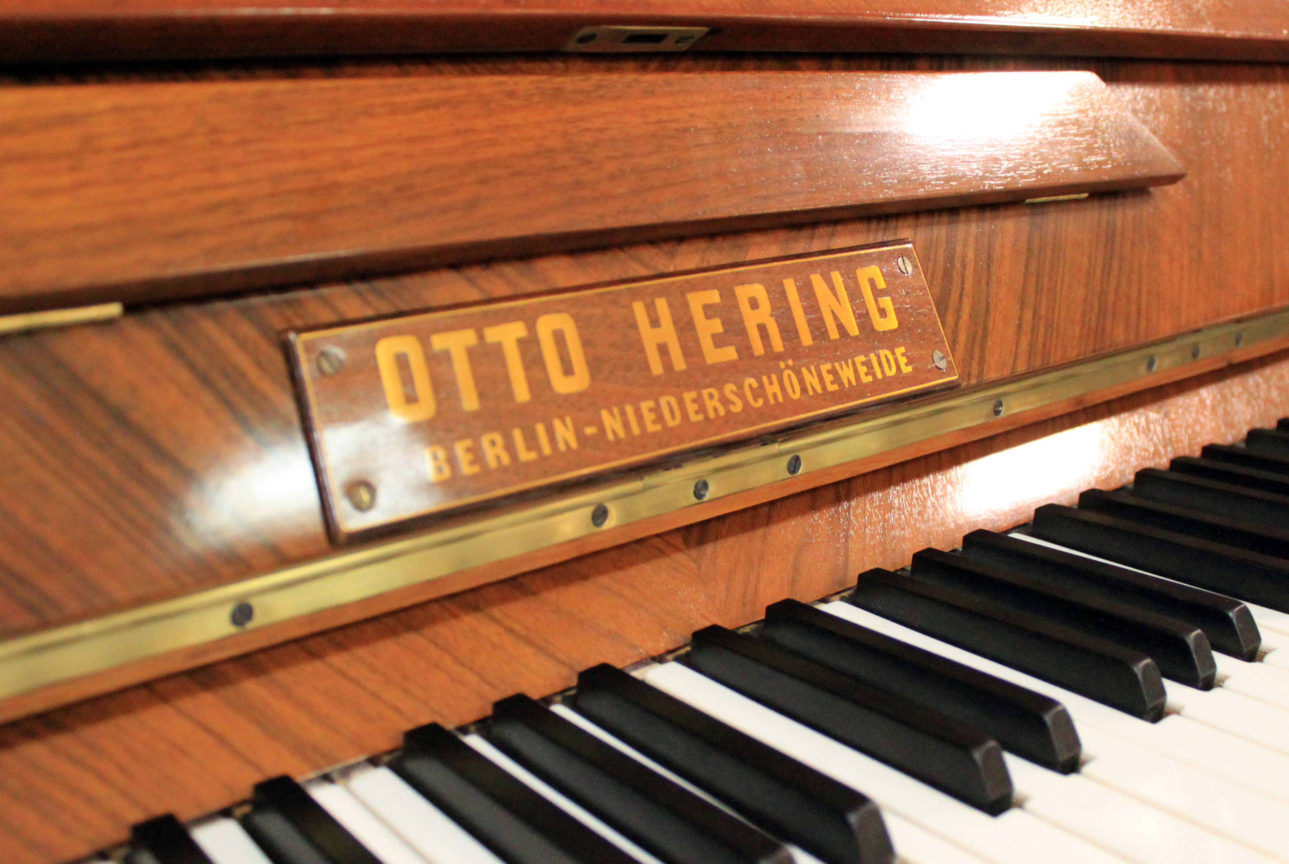 Отто Геринг, Берлин, старейший германский бренд