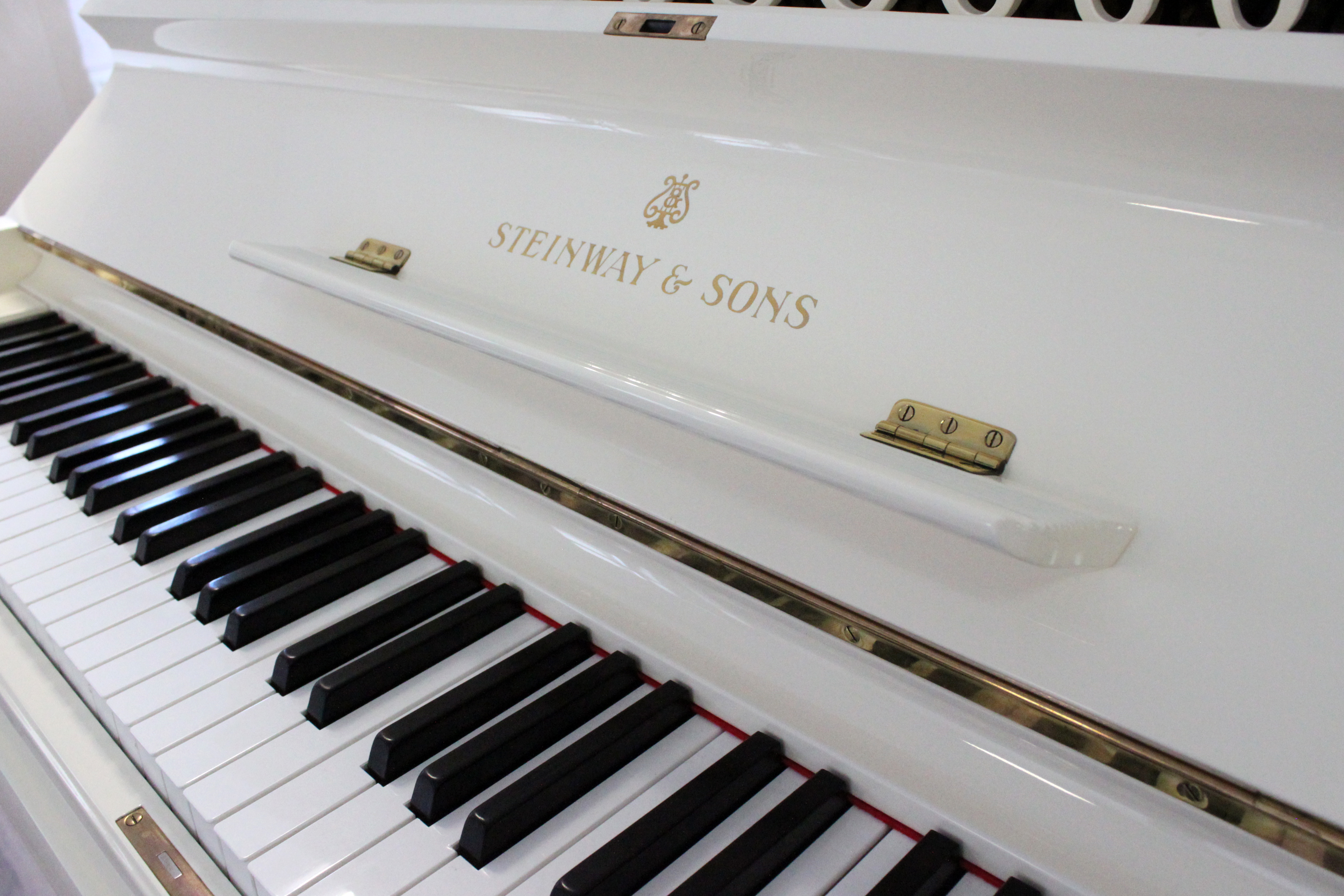 Пианино Стейнвей и сыновья