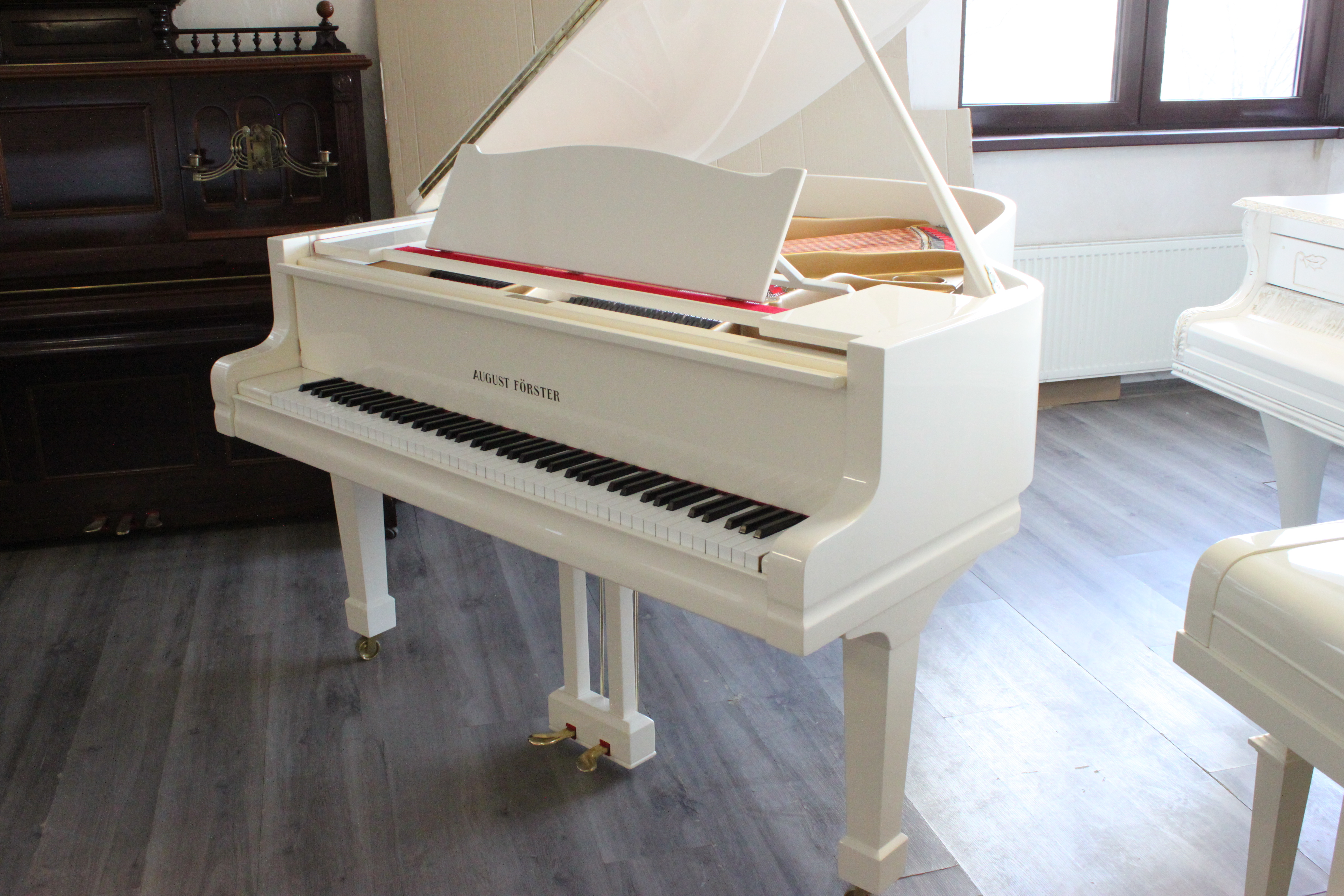 Мини рояль Аугуст Фёрстер