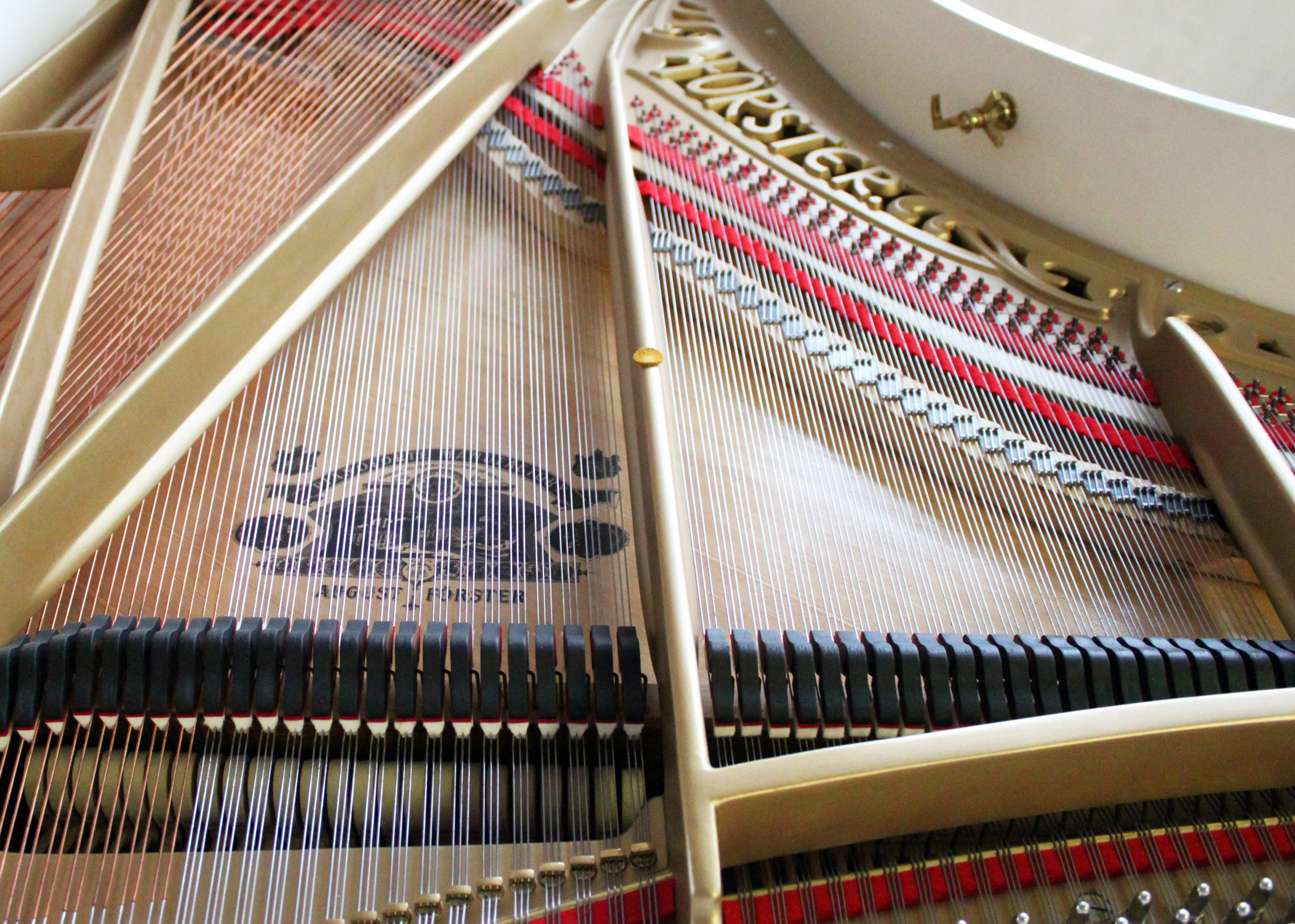 Рама, дека, клеймо изготовителя