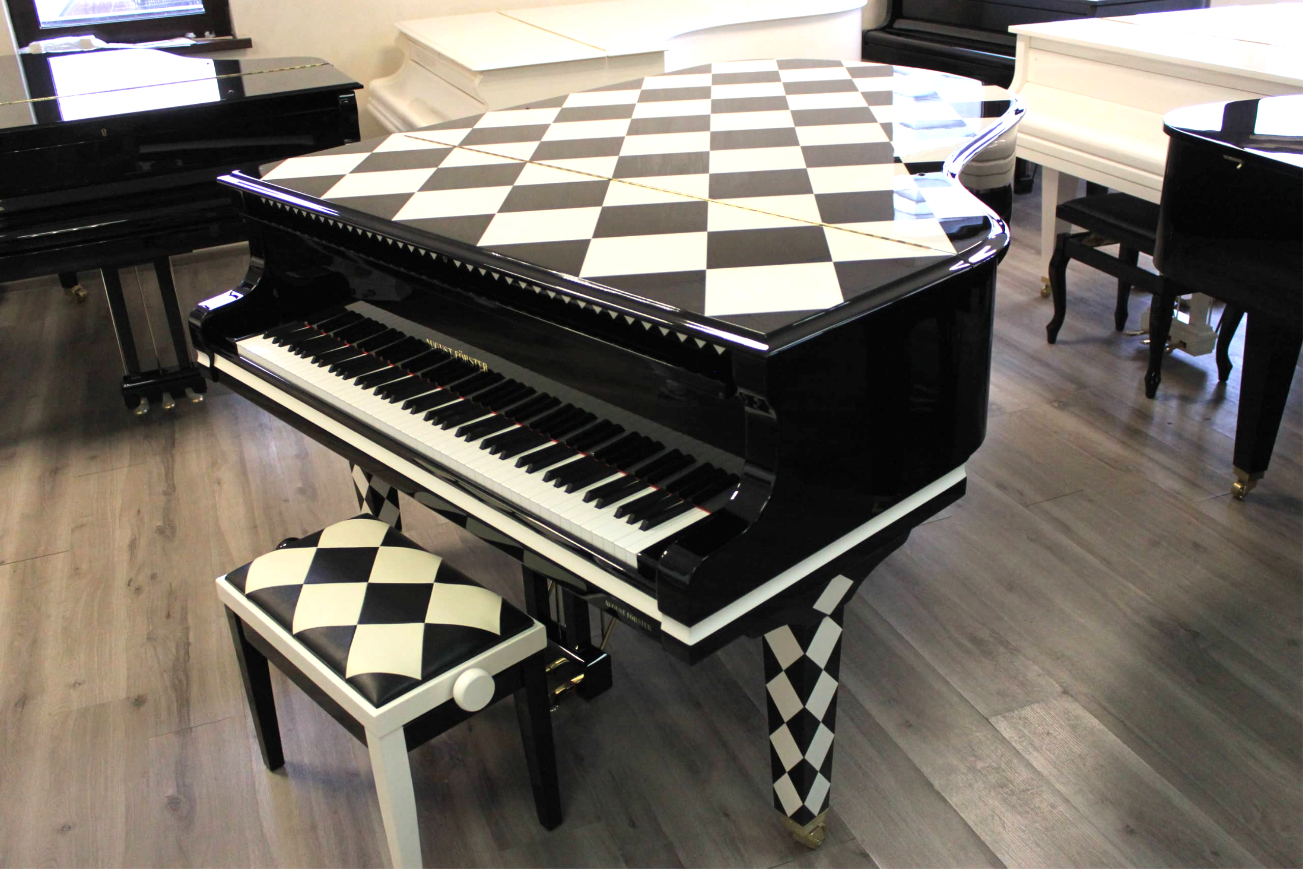 Steinway & Sons Шахматы